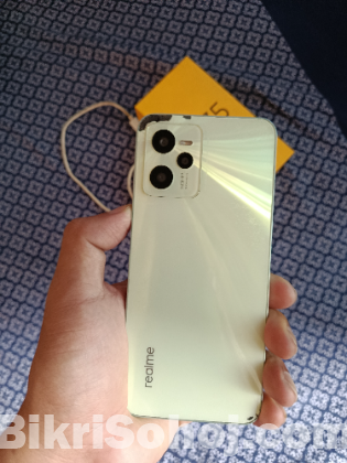 Realme C35